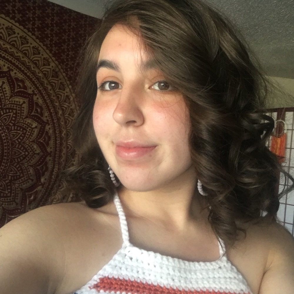 Meet your Posher, Courtney